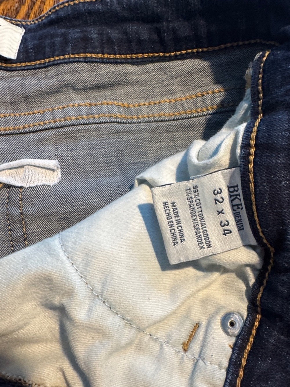 BKE Gabby Curvy Fit High Rise Straight leg  jeans - Woman’s 32x34 - Picture 3 of 4